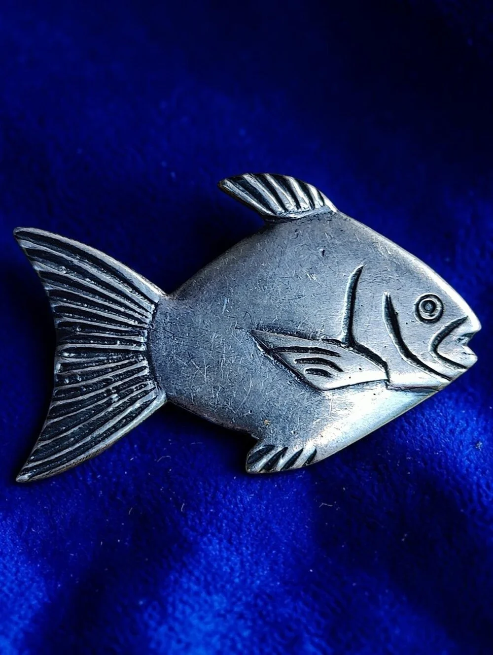 🐠 Vintage Sterling Artisan Made Fish Brooch